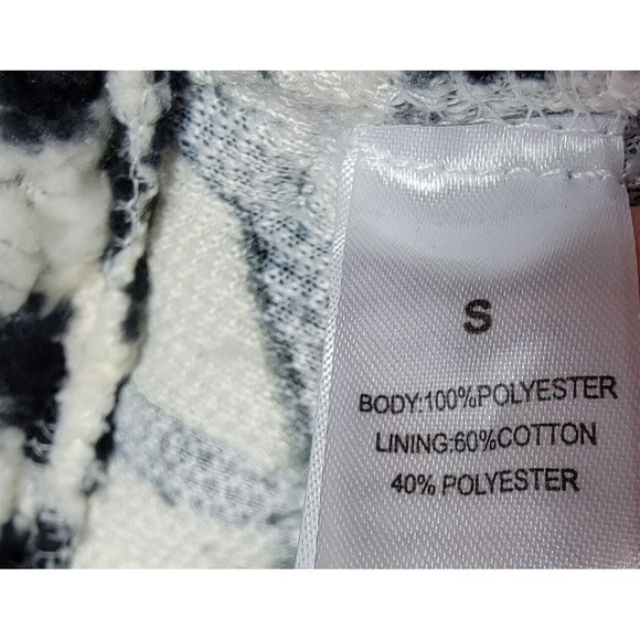 PacSun Women's Small Peace Sign Sherpa Fleece Zip Up Jacket - Picture 6 of 6